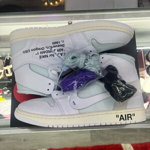 Air Jordan 1 Retro High Alaska  Sneakers